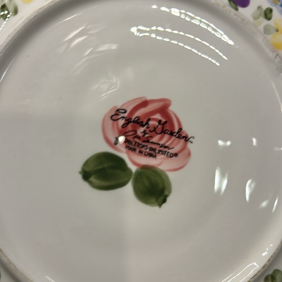 English Garden Dinner Plate By Don Swanson & Table Tops Unlimited - Picture 3 of 6